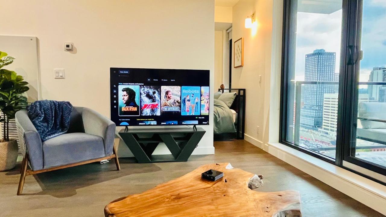 Luxury Downtown Sunset Getaway - Your Home Away From Home - Fully Stocked Kitchen, Gym, Balcony, Free Parking Κάλγκαρι Εξωτερικό φωτογραφία